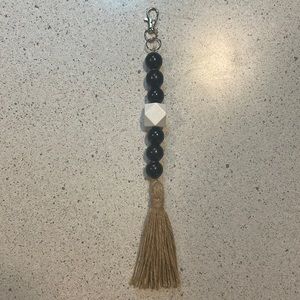 Black and white tassel keychain!